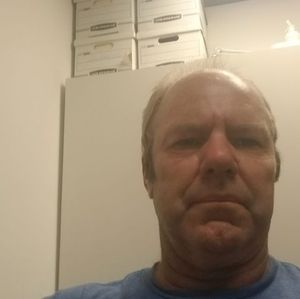 Meet your Posher, Troy